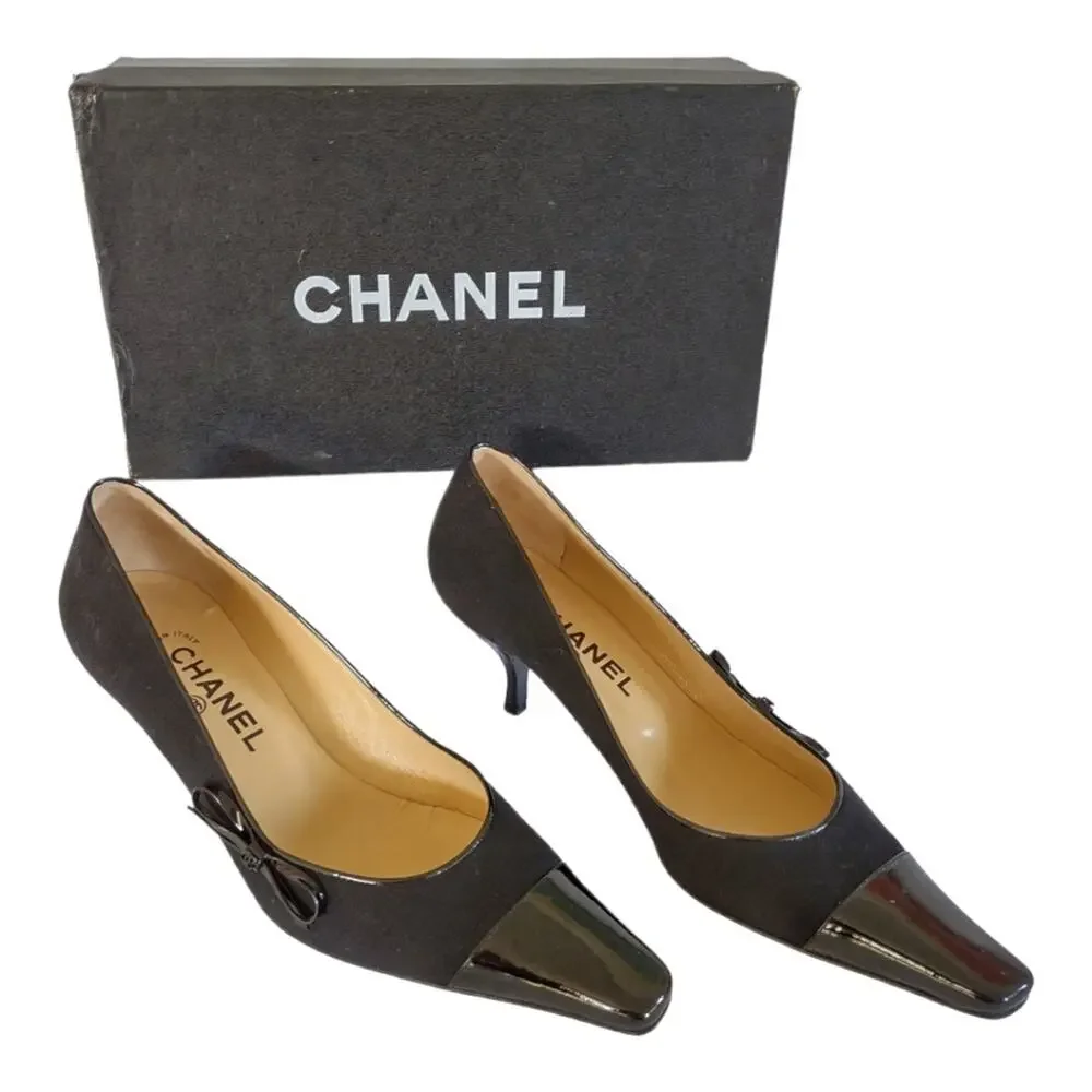 CHANEL Black Kitten Heels Size 8 Canvas Patent Leather Pumps Luxury Classic Fall